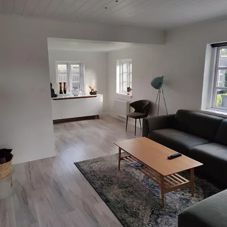 House Close To Town And Shopping * Esbjerg